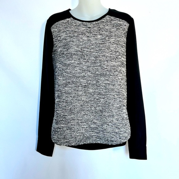 Ann Taylor Women Black and Silver Front Long Sleeves Pullover Sweater Size S - Picture 2 of 7